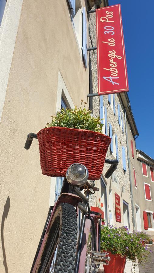 Auberge De Trente Pas Saint-Ferreol-Trente-Pas Exterior photo